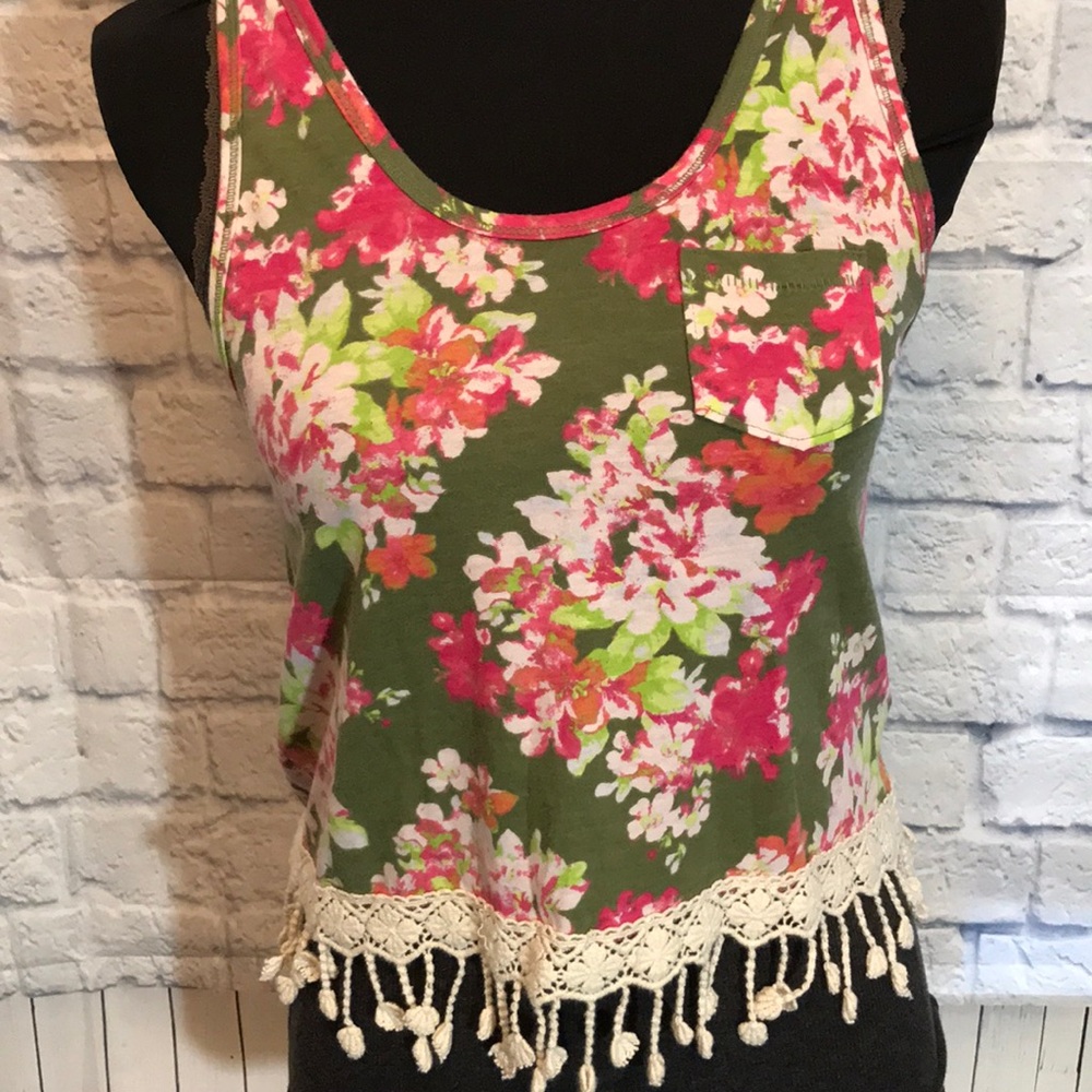 Cute floral crop top with tassels